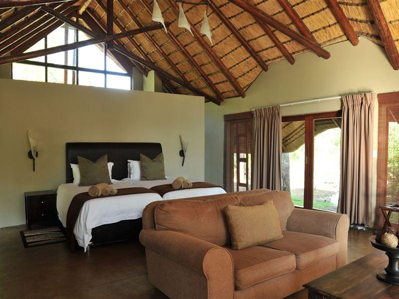 Black Rhino Game Lodge Ruighoek Mine Экстерьер фото