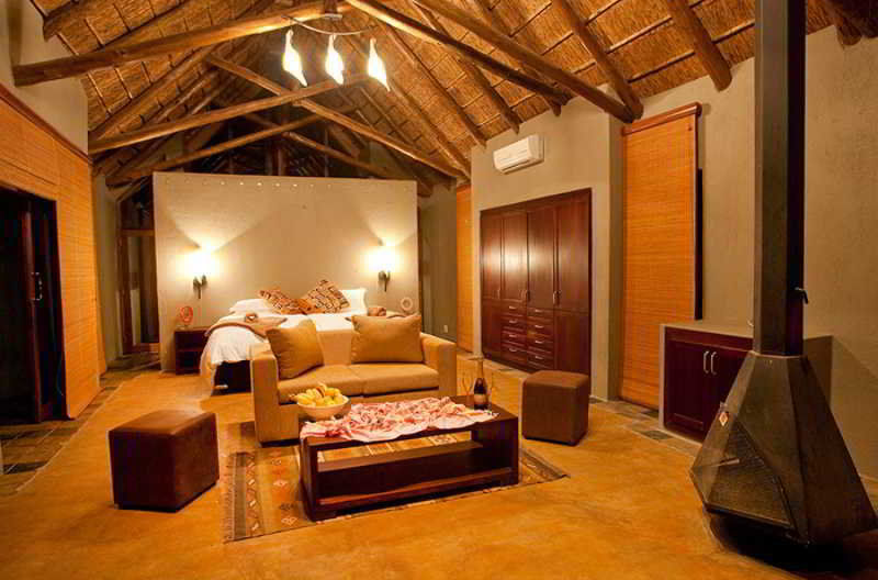 Black Rhino Game Lodge Ruighoek Mine Экстерьер фото