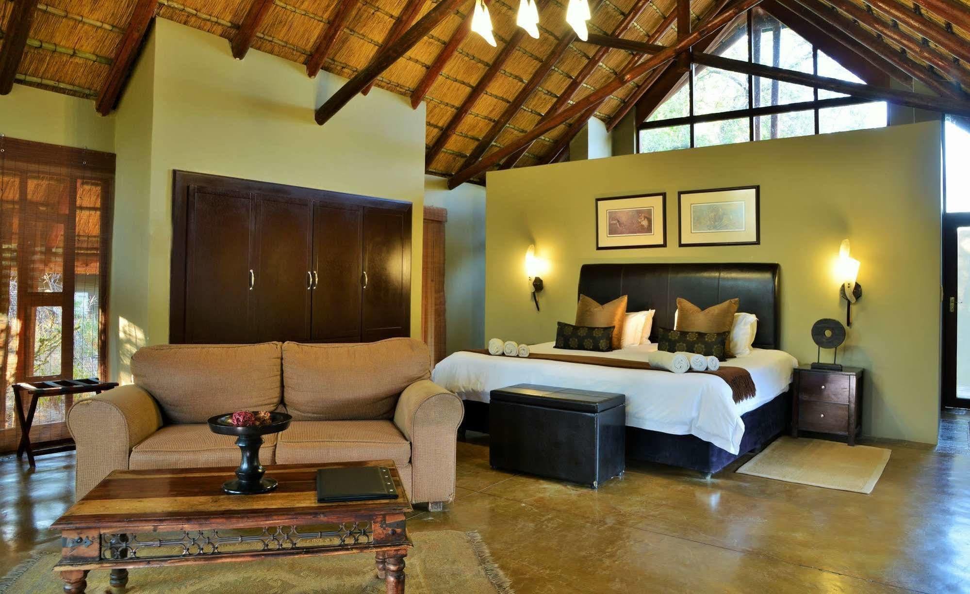 Black Rhino Game Lodge Ruighoek Mine Экстерьер фото